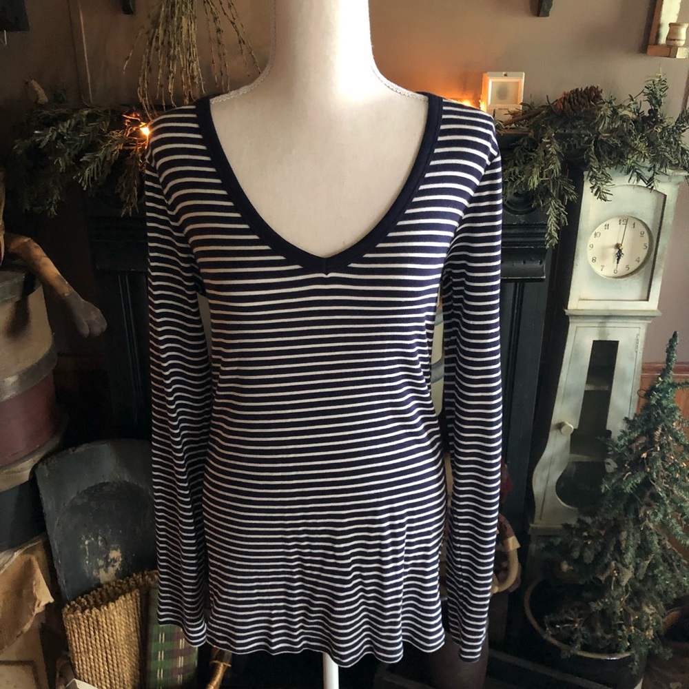 Women’s bundle of 3 Tops